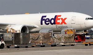 美國聯邦快遞超規格上調運費6.9%，以應對全球業務放緩